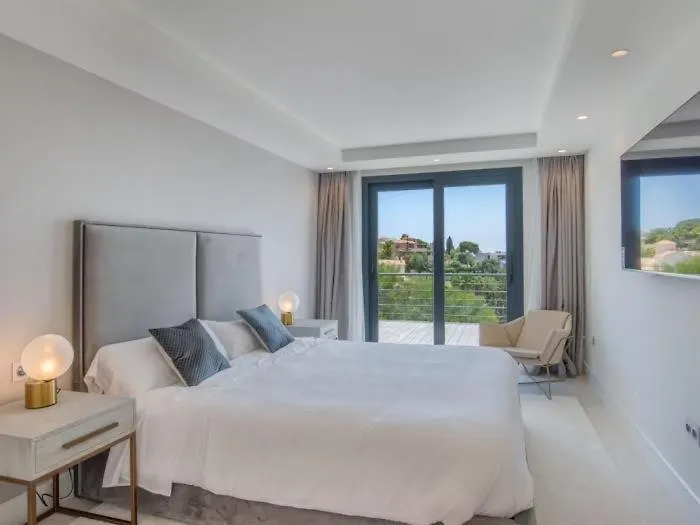 Sunrise Villa Marbella 7Bedrooms By Lodgerstrip Budget Holidays