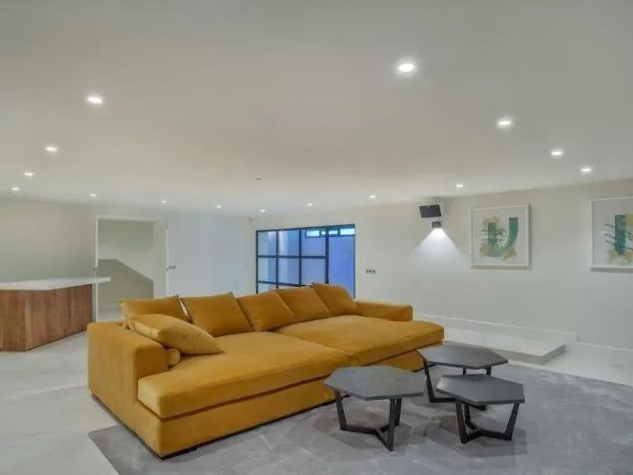 Sunrise Villa Marbella 7Bedrooms By Lodgerstrip Budget Holidays